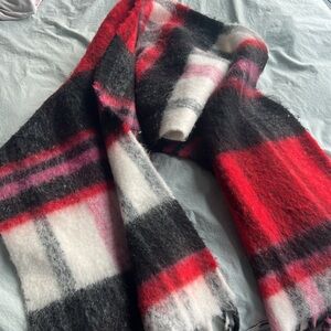 Banana republic oversized scarf